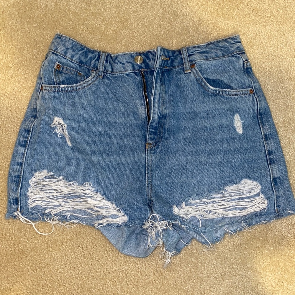 Top Shop Mom jean shorts. USA size 8.